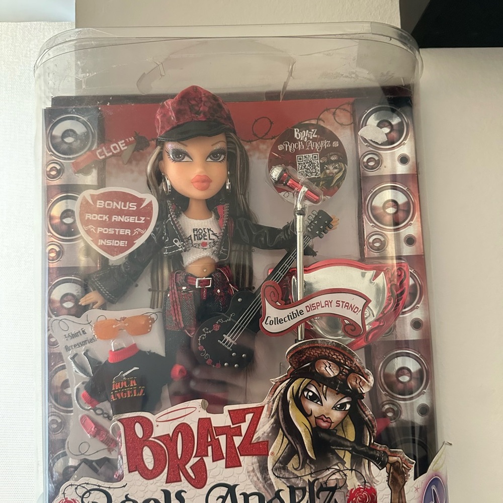 *Rare Find* Bratz Cloe Rock Angelz re edition, new in box